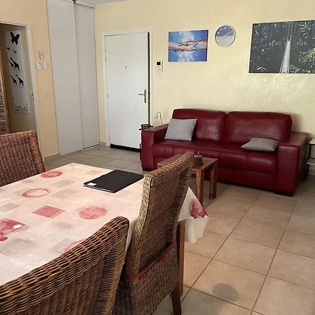 Saint-Raphael, Boulouris, F2 Dans Belle Residence 3 Piscines, Proche Bord De Mer Luaran gambar