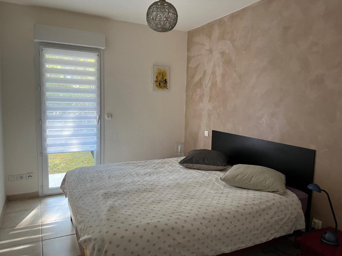 Saint-Raphael, Boulouris, F2 Dans Belle Residence 3 Piscines, Proche Bord De Mer Luaran gambar